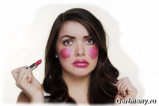 Ошибки при нанесение макияжа, правильно применять косметические средства